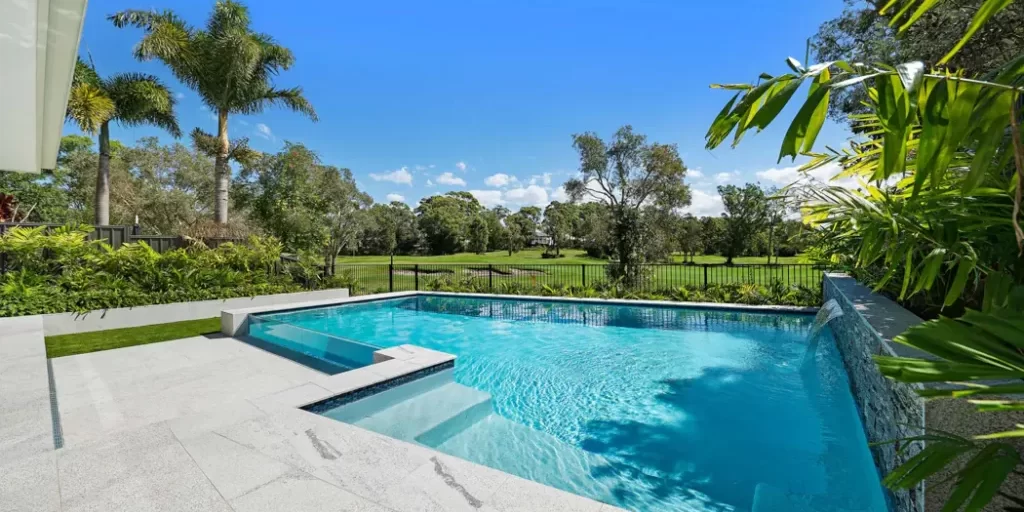 pool-builder-brisbane pool-builder-brisbane