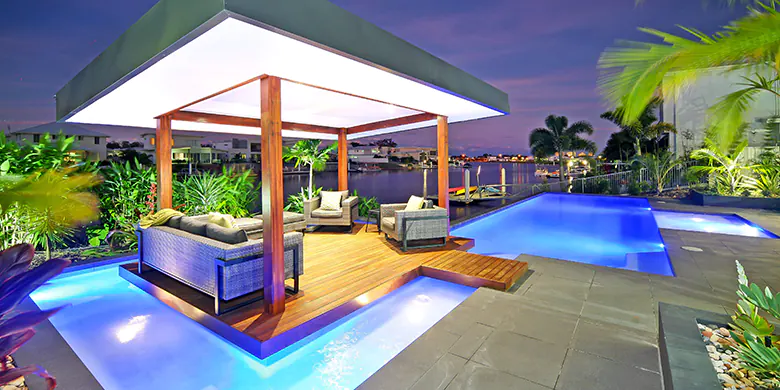 resort-style-swimming-pool-sunshine-coast
