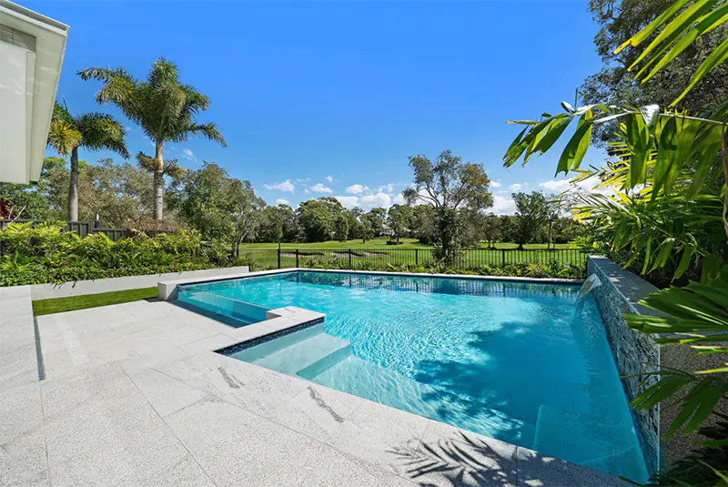 glass-peregian-pool-builder-sunshine-coast