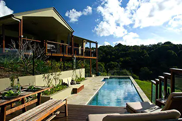 pool-builder-brisbane pool-builder-brisbane