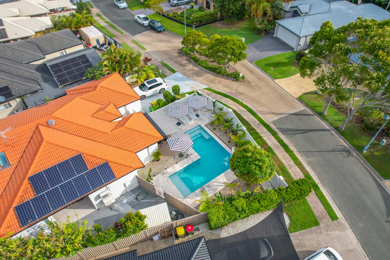 pool builder sunshine coast