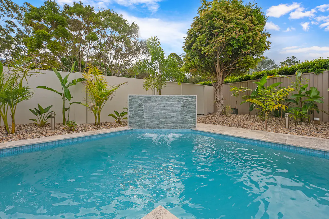 pool builder sunshine coast
