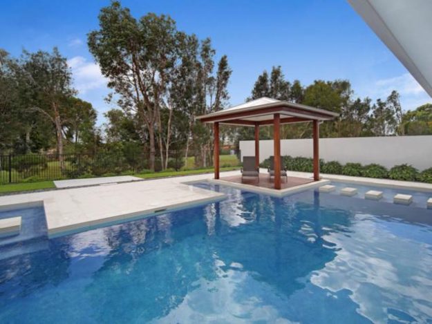 Salt vs Chlorine Pools Costs Health Benefits (and Concerns)